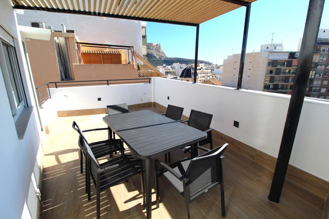 Atico Loft De Lujo Con Terraza Espectacular Y Vista A Los 2 Castillos Apartamento Alicante Exterior foto